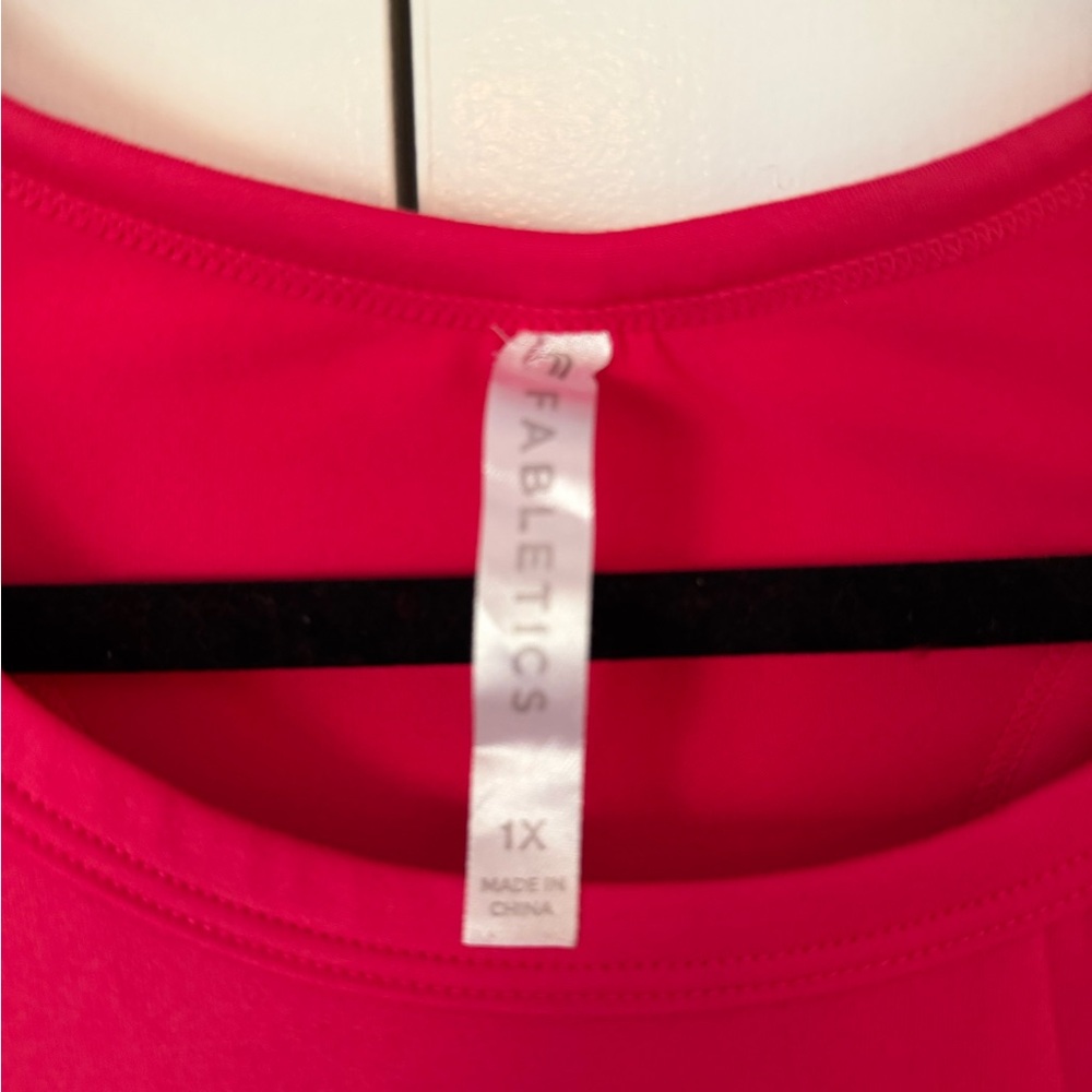 Fabletics Racer Back Tank - Picture 2 of 4